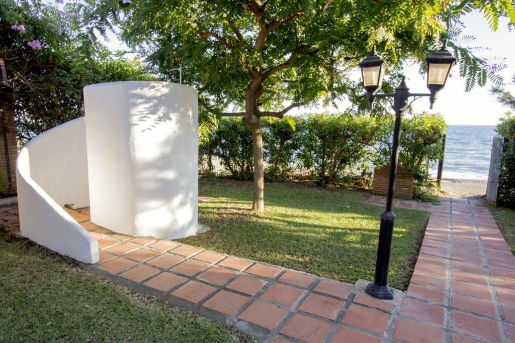 Villa Alboran Beachfront 9Pax Torre de Benagalbοn Εξωτερικό φωτογραφία